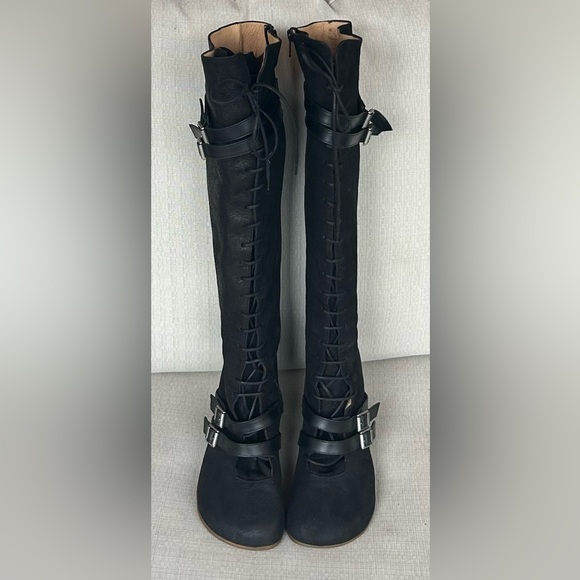 John Fluevog Black Suede Operetta Hjordis Boots with Buckles, Sz 10 - Picture 5 of 10